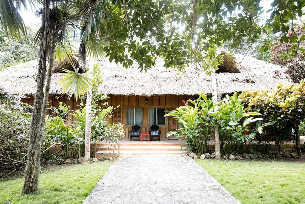 Jungle Lodge Tikal Hostal Zewnętrze zdjęcie