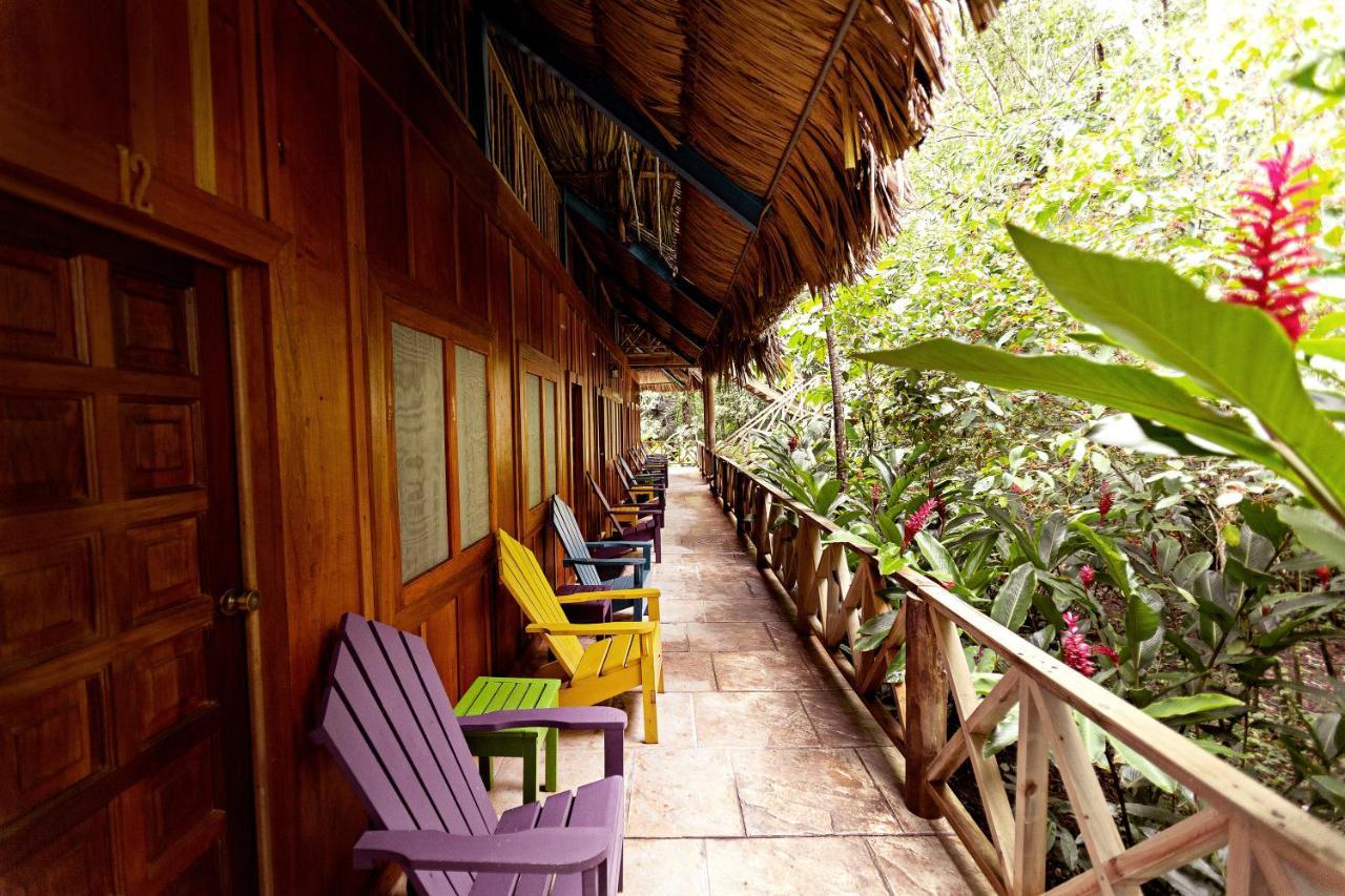 Jungle Lodge Tikal Hostal Zewnętrze zdjęcie